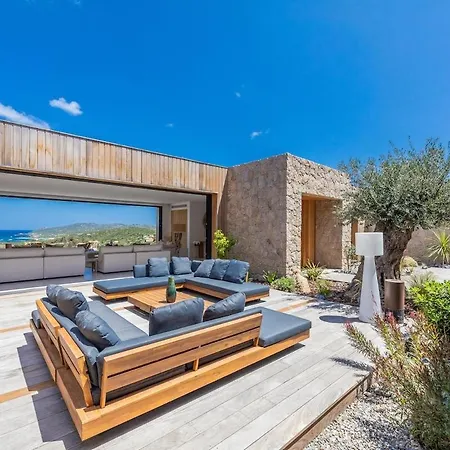 빌라 Exceptional In Santamanza Sea View